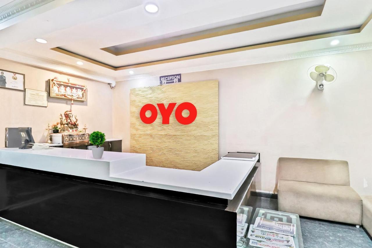 Oyo J P Palace Hotel Dod Ballāpur Buitenkant foto
