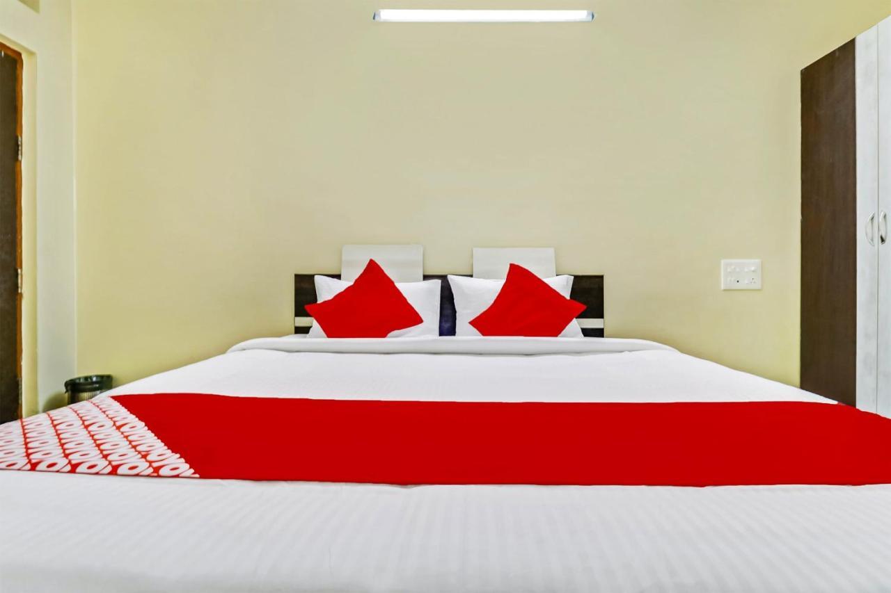 Oyo J P Palace Hotel Dod Ballāpur Buitenkant foto