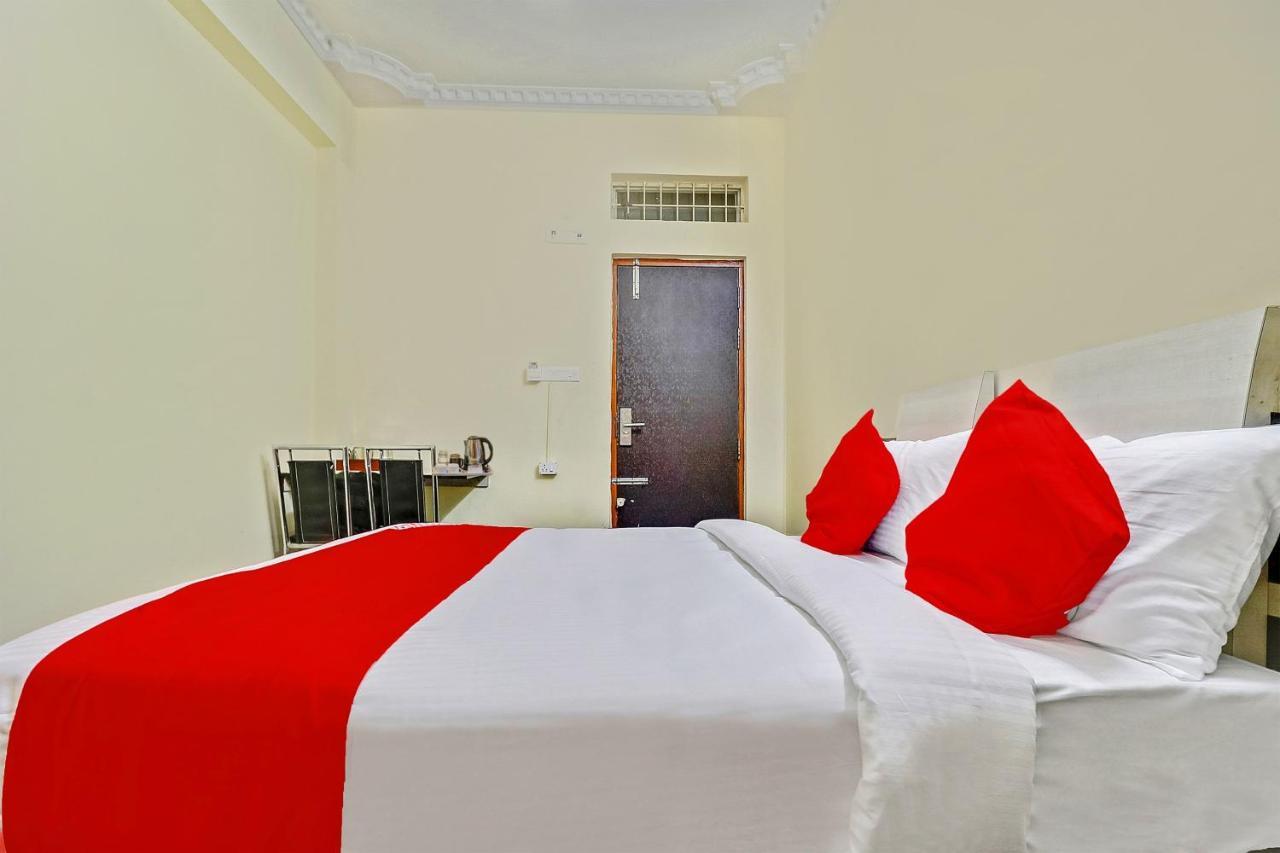 Oyo J P Palace Hotel Dod Ballāpur Buitenkant foto