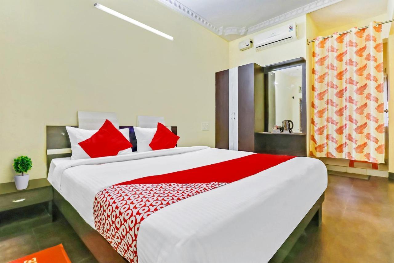 Oyo J P Palace Hotel Dod Ballāpur Buitenkant foto