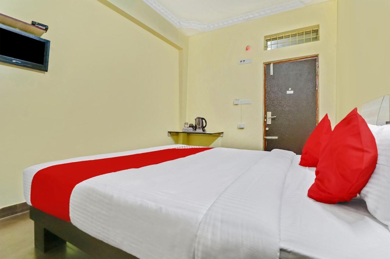 Oyo J P Palace Hotel Dod Ballāpur Buitenkant foto